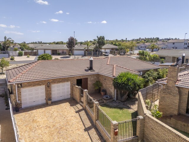 <!--[if BLOCK]><![endif]--> 30  Ernest, Brackenfell South, Brackenfell <!--[if ENDBLOCK]><![endif]-->
