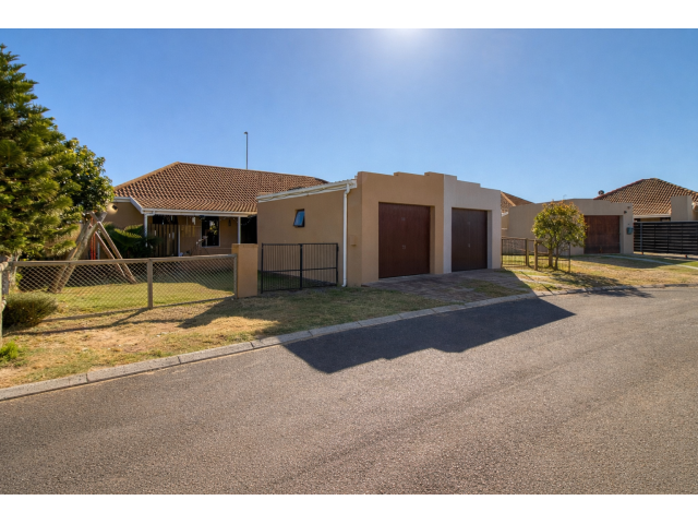<!--[if BLOCK]><![endif]--> 22  Black Forest Close, Fairview Golf Estate, Gordons Bay <!--[if ENDBLOCK]><![endif]-->