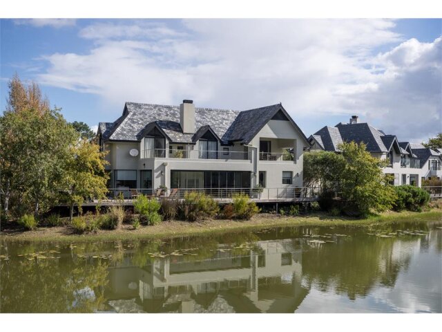 <!--[if BLOCK]><![endif]--> 31  BEAR LAKE POINT, Pearl Valley Estate, Paarl <!--[if ENDBLOCK]><![endif]-->