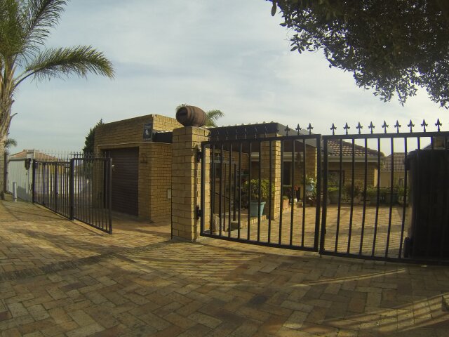 <!--[if BLOCK]><![endif]--> 35  Witteboom, Normandie Estate, Brackenfell <!--[if ENDBLOCK]><![endif]-->