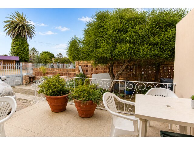 <!--[if BLOCK]><![endif]--> 17   Faculyn Street, Lochnerhof, Strand <!--[if ENDBLOCK]><![endif]-->