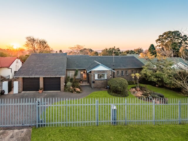 <!--[if BLOCK]><![endif]--> 39  Dee Dee Brown, Wilro Park,  Roodepoort <!--[if ENDBLOCK]><![endif]-->
