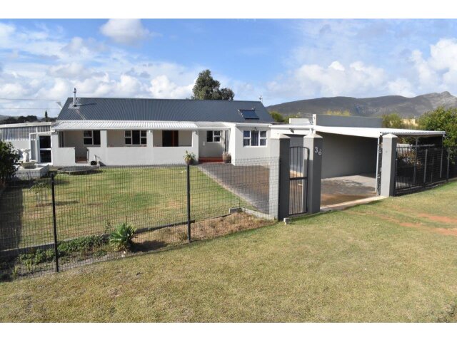 <!--[if BLOCK]><![endif]--> 36  Recreation Road, Fisherhaven, Hermanus <!--[if ENDBLOCK]><![endif]-->