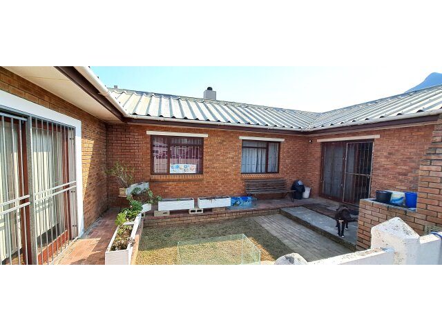 <!--[if BLOCK]><![endif]--> 169  5th Avenue, Kleinmond, Kleinmond <!--[if ENDBLOCK]><![endif]-->