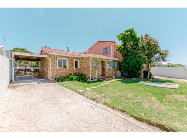 <!--[if BLOCK]><![endif]--> 108  2nd Avenue, Kleinmond, Kleinmond <!--[if ENDBLOCK]><![endif]-->