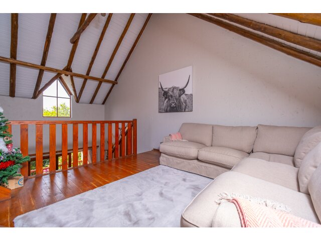 <!--[if BLOCK]><![endif]--> 211 Inyati Sands Lesley Avenue, Douglasdale,  Sandton <!--[if ENDBLOCK]><![endif]-->