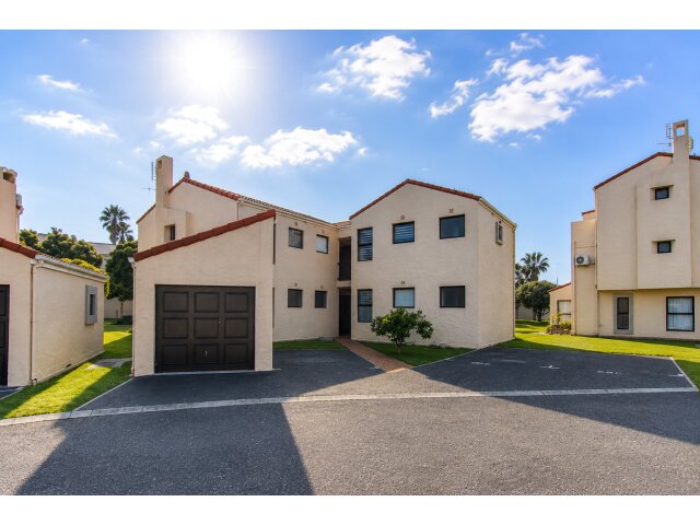 <!--[if BLOCK]><![endif]--> F34 Laguna Beach  St Andrews Drive, Greenways, Strand <!--[if ENDBLOCK]><![endif]-->