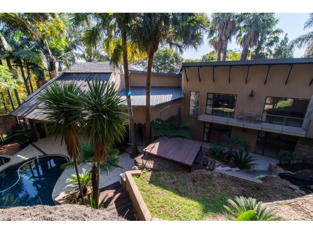<!--[if BLOCK]><![endif]--> 10  Athol Rowan Way, Bedfordview, Bedfordview <!--[if ENDBLOCK]><![endif]-->