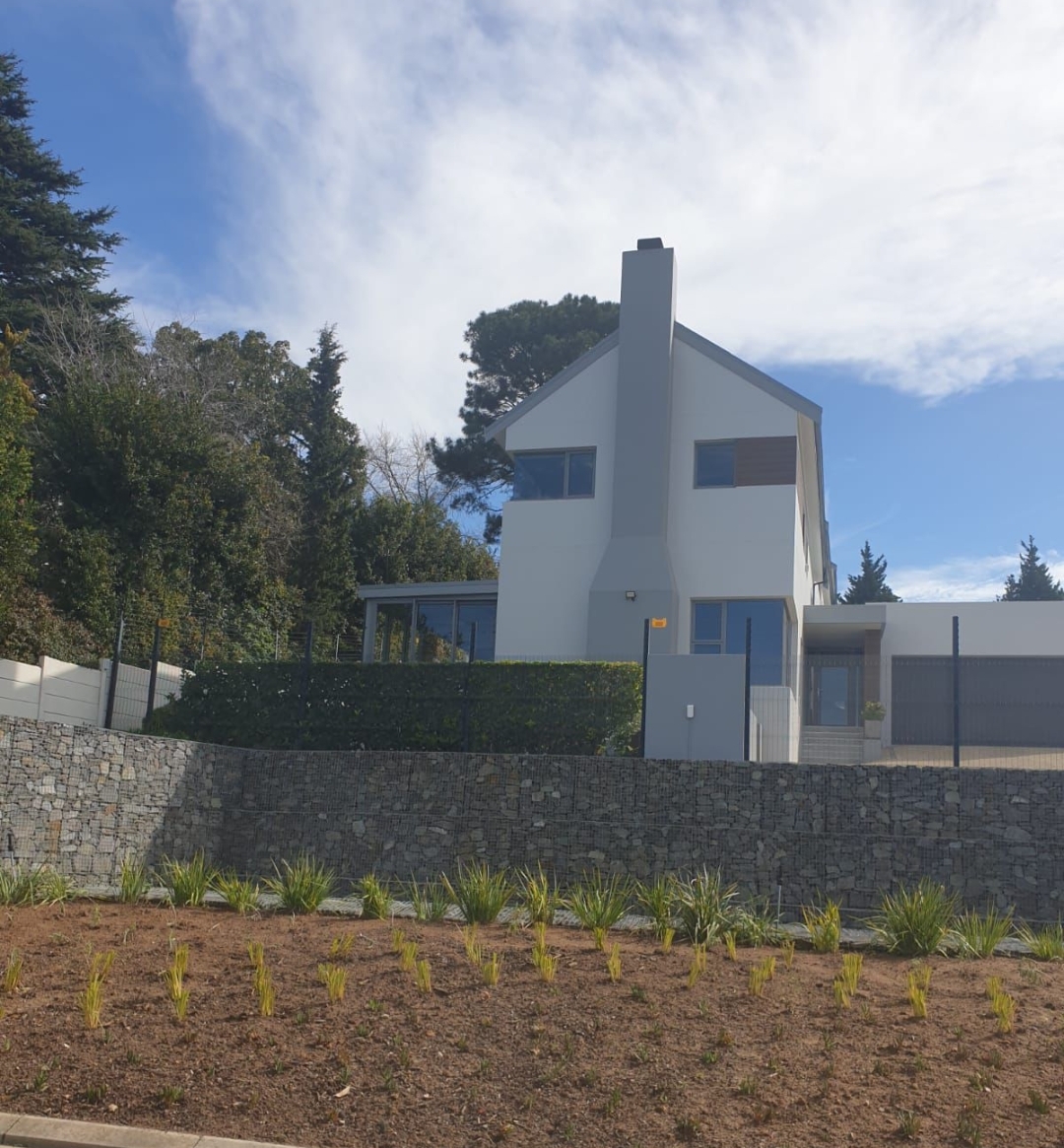 <!--[if BLOCK]><![endif]--> 1  Conifer street, Heldervue, Somerset West <!--[if ENDBLOCK]><![endif]-->