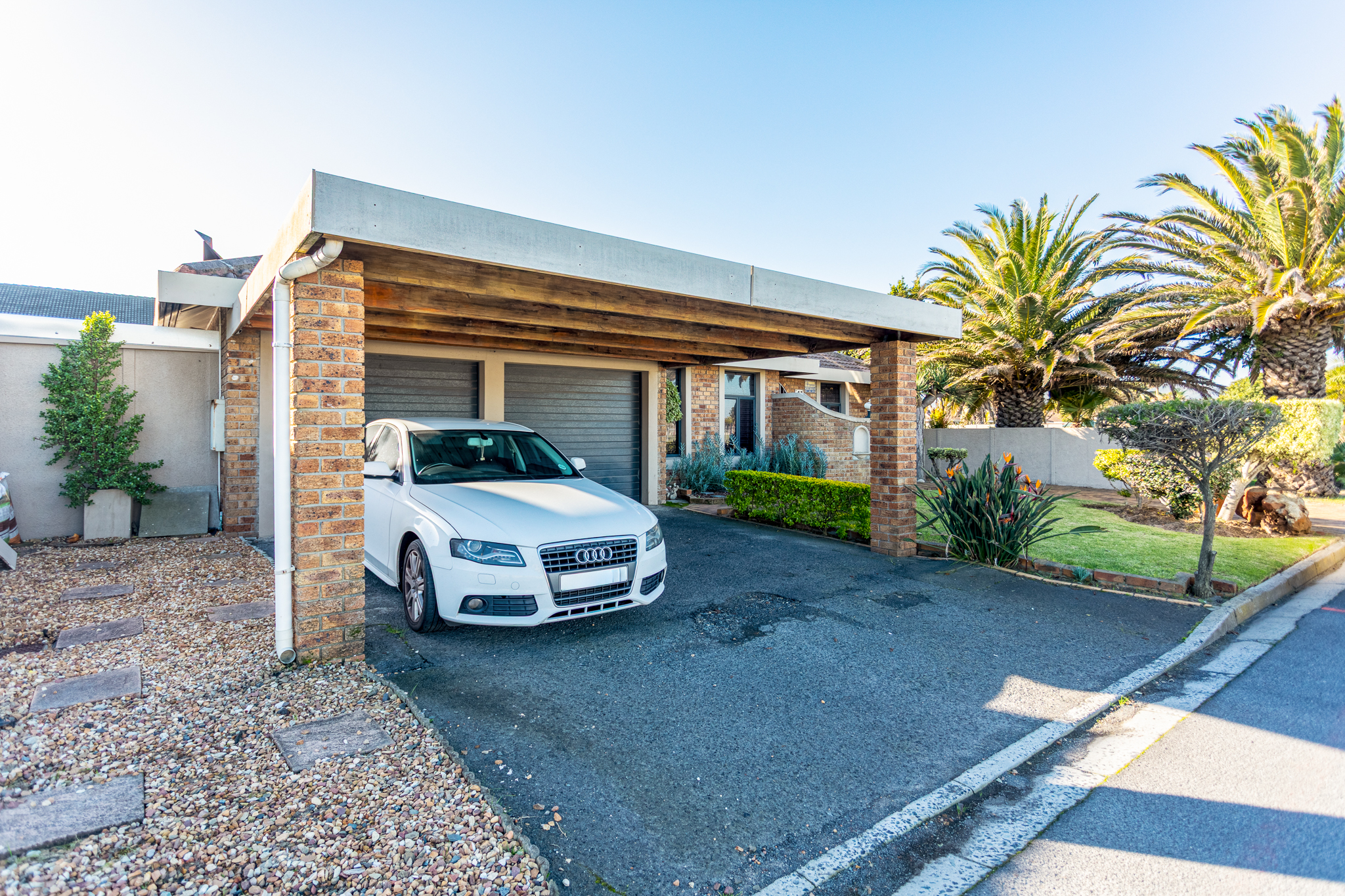 <!--[if BLOCK]><![endif]--> 41  Rohm, Goodwood Estate, Goodwood <!--[if ENDBLOCK]><![endif]-->