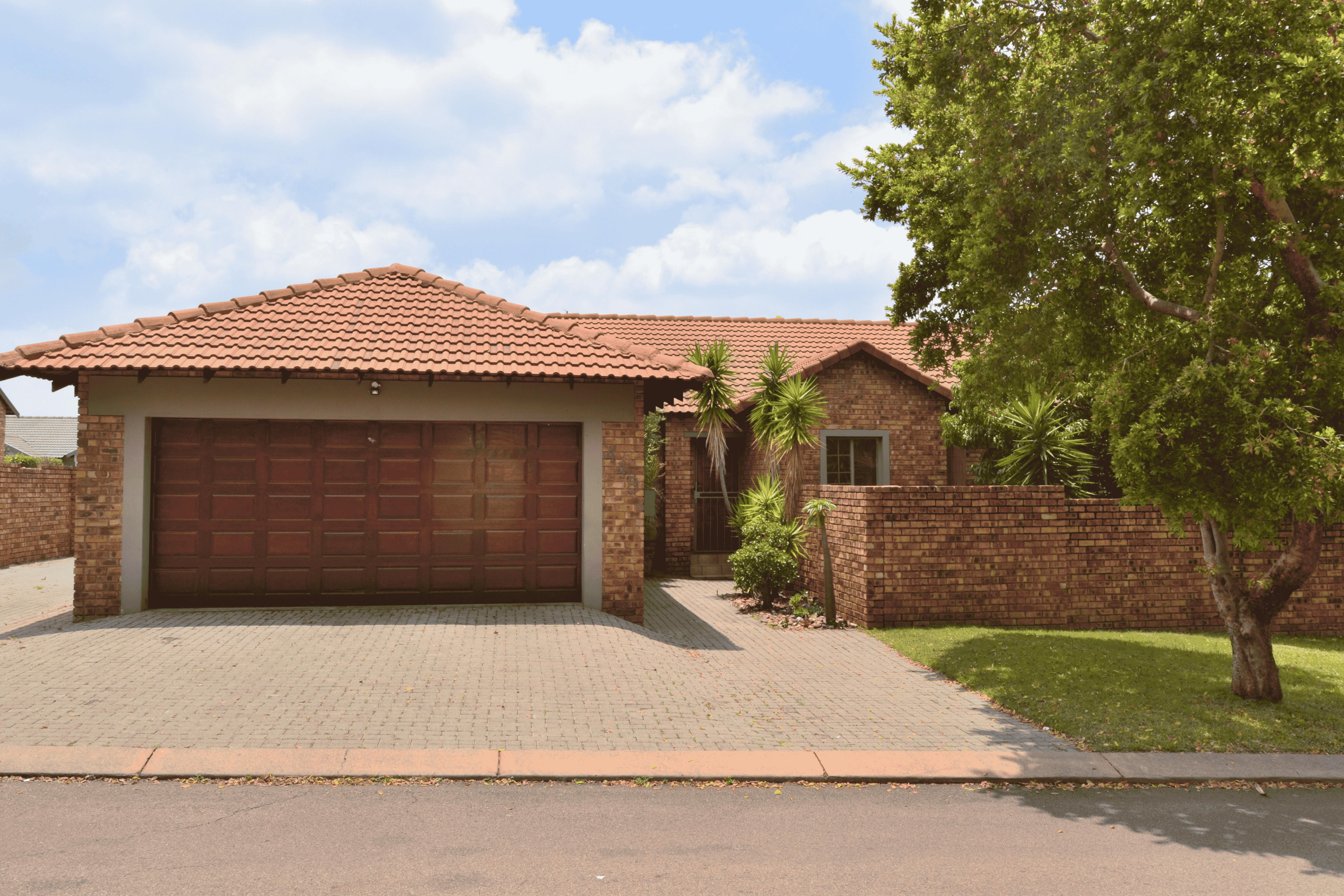 <!--[if BLOCK]><![endif]--> Property sold in Thatchfield <!--[if ENDBLOCK]><![endif]-->