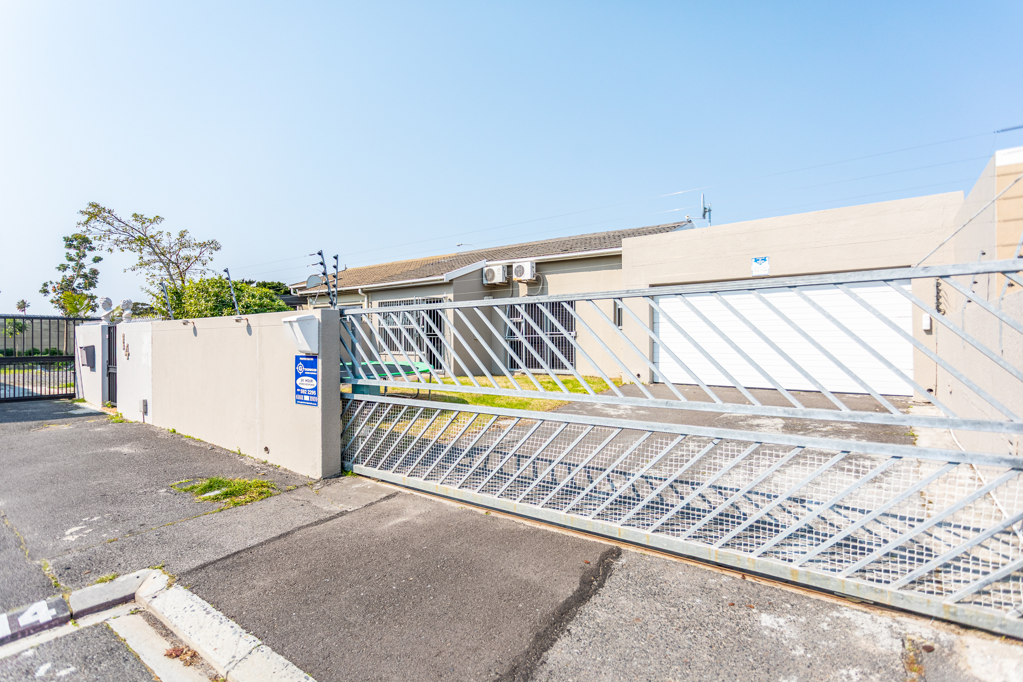 <!--[if BLOCK]><![endif]--> 15  pin oak, Glenwood, Goodwood <!--[if ENDBLOCK]><![endif]-->