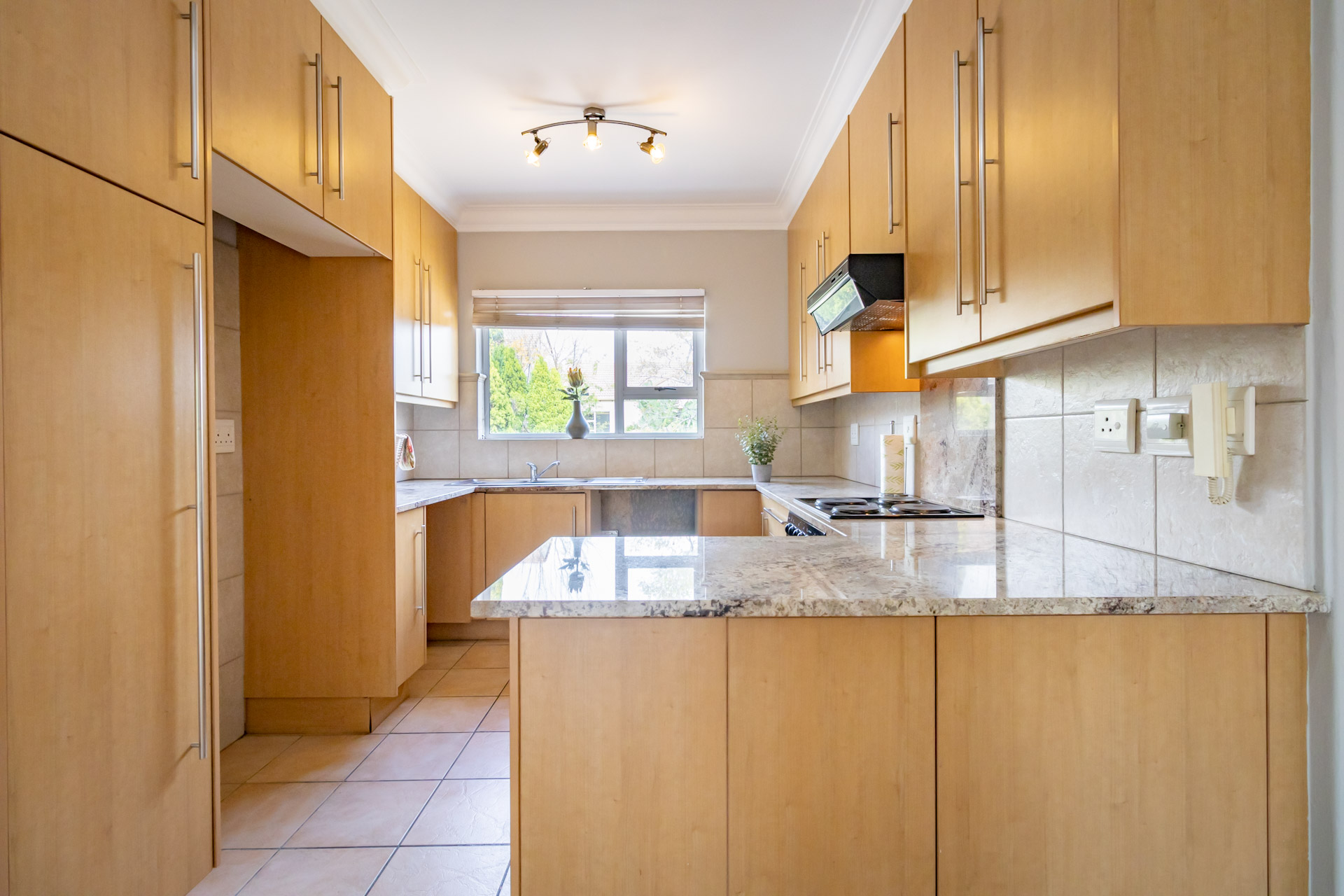 <!--[if BLOCK]><![endif]--> 10 Caversham Hill Fleming Street, Bryanston,  Sandton <!--[if ENDBLOCK]><![endif]-->