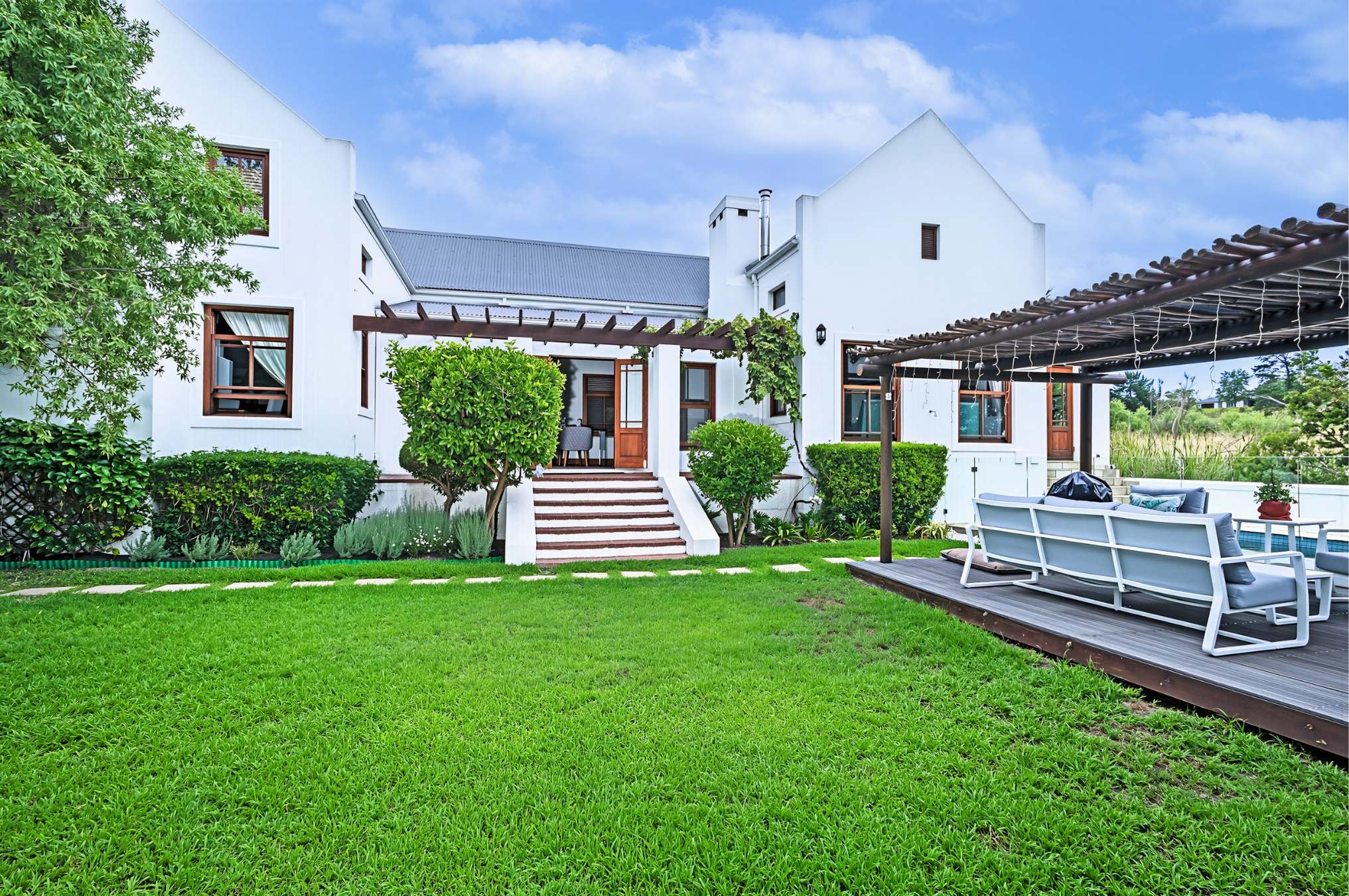 <!--[if BLOCK]><![endif]--> Property sold in De Zalze Golf Estate <!--[if ENDBLOCK]><![endif]-->