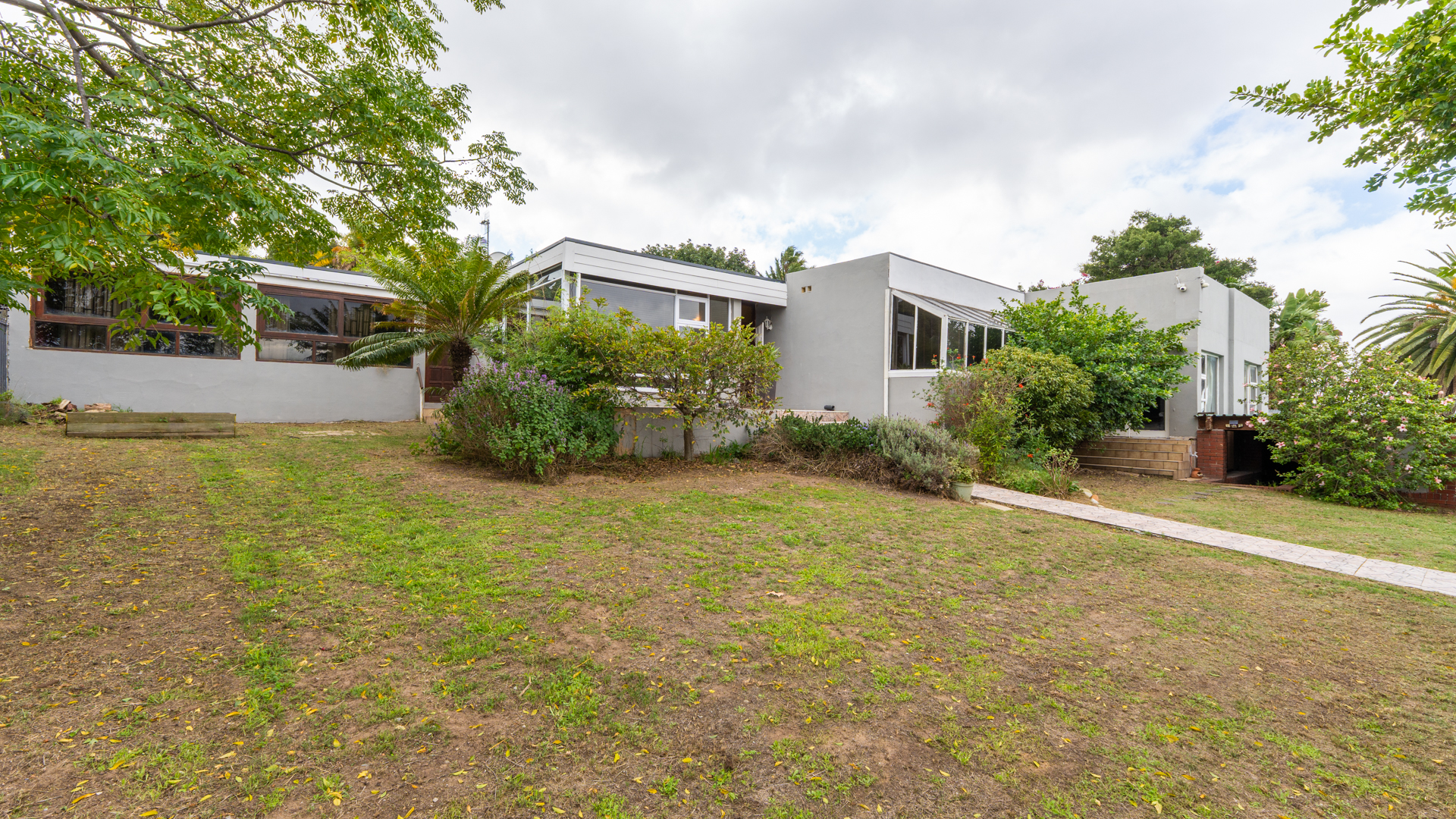 <!--[if BLOCK]><![endif]--> 14  Allen Drive , Loevenstein, Bellville <!--[if ENDBLOCK]><![endif]-->