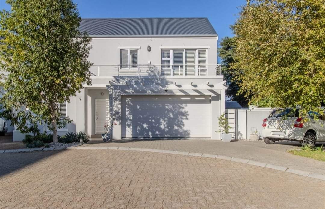 <!--[if BLOCK]><![endif]--> 13  Silvertree Street, Bellair, Bellville <!--[if ENDBLOCK]><![endif]-->