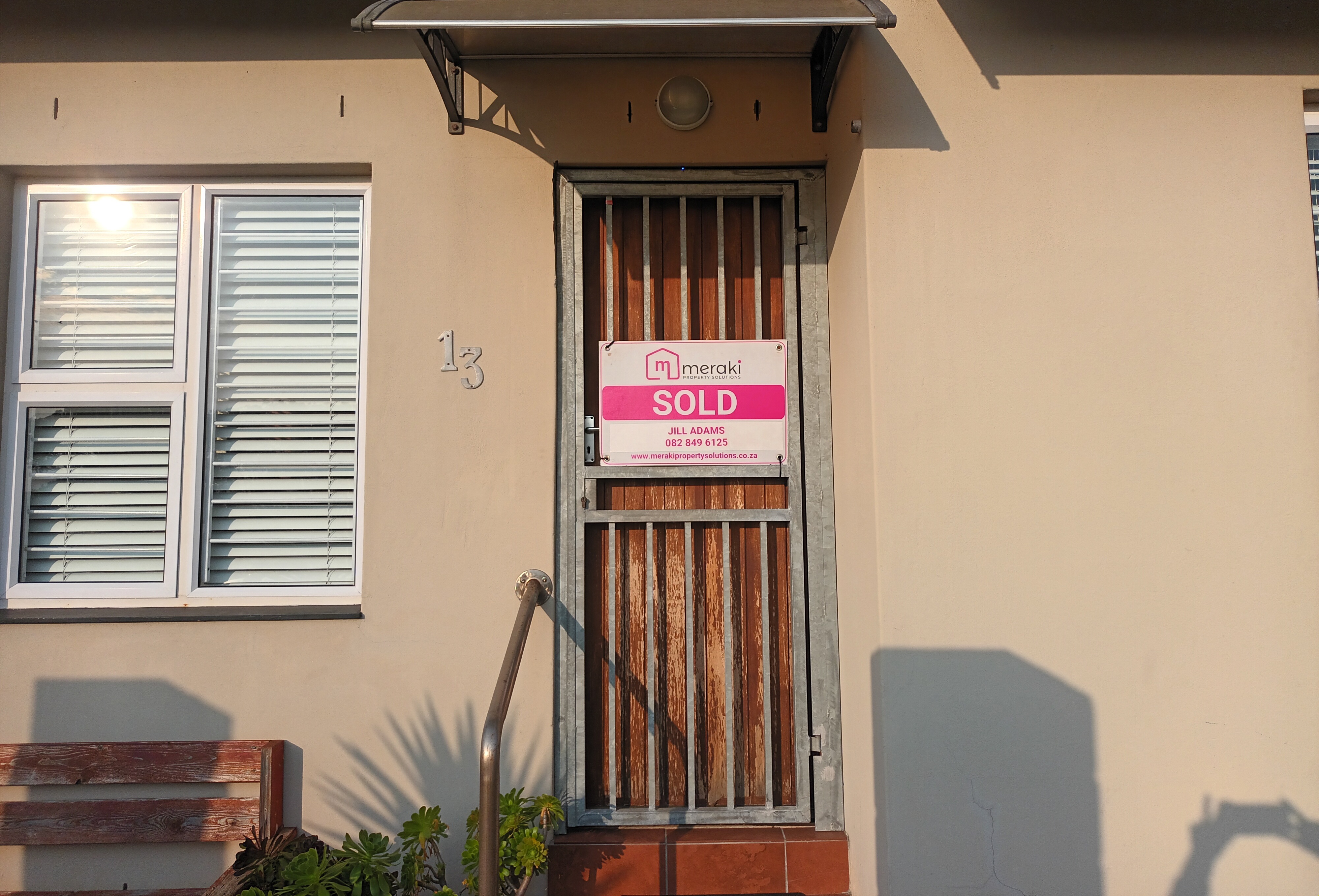 <!--[if BLOCK]><![endif]--> Property sold in Pelikan Park <!--[if ENDBLOCK]><![endif]-->