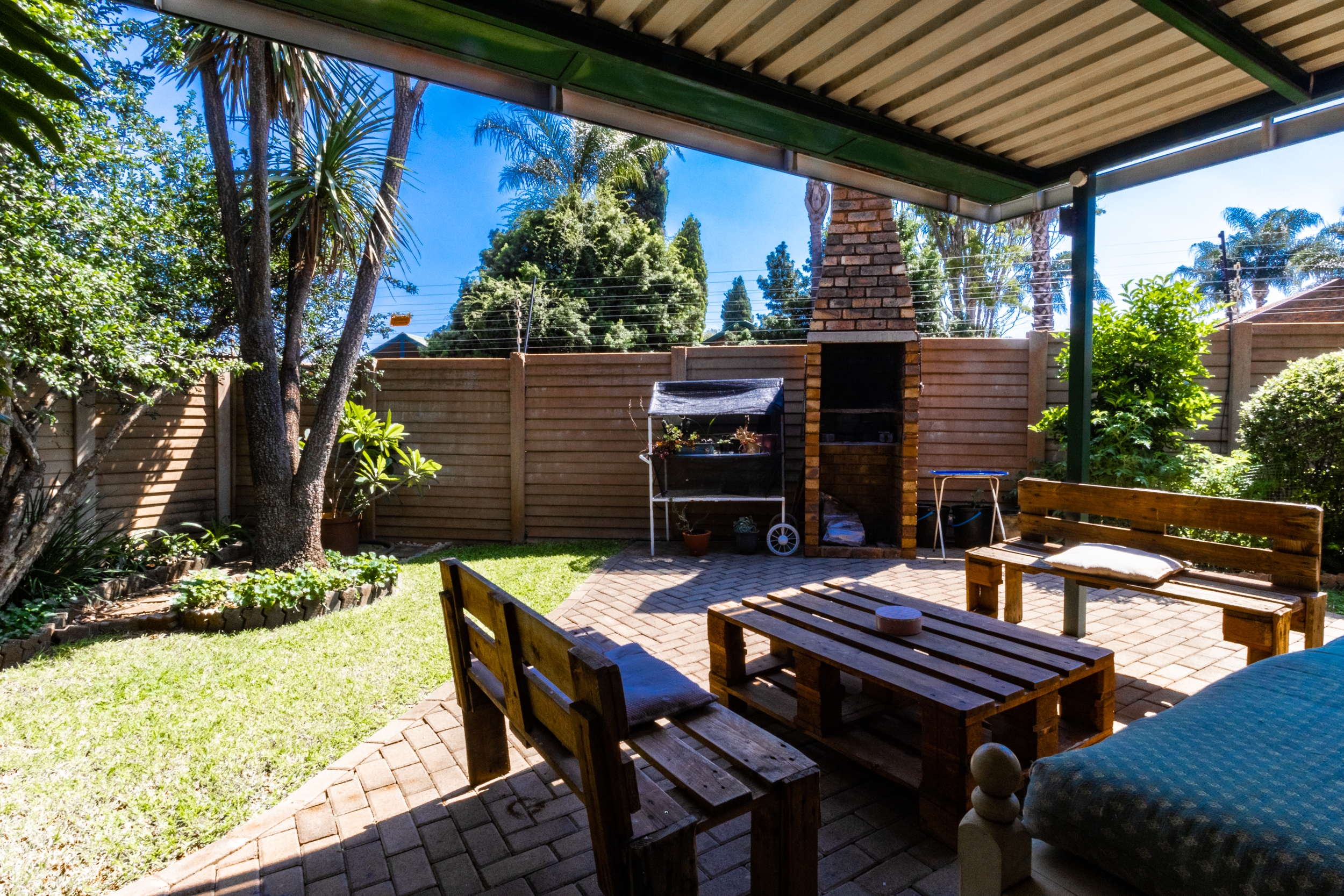  6 Avalon Reddersburg, Rooihuiskraal North,  Centurion 