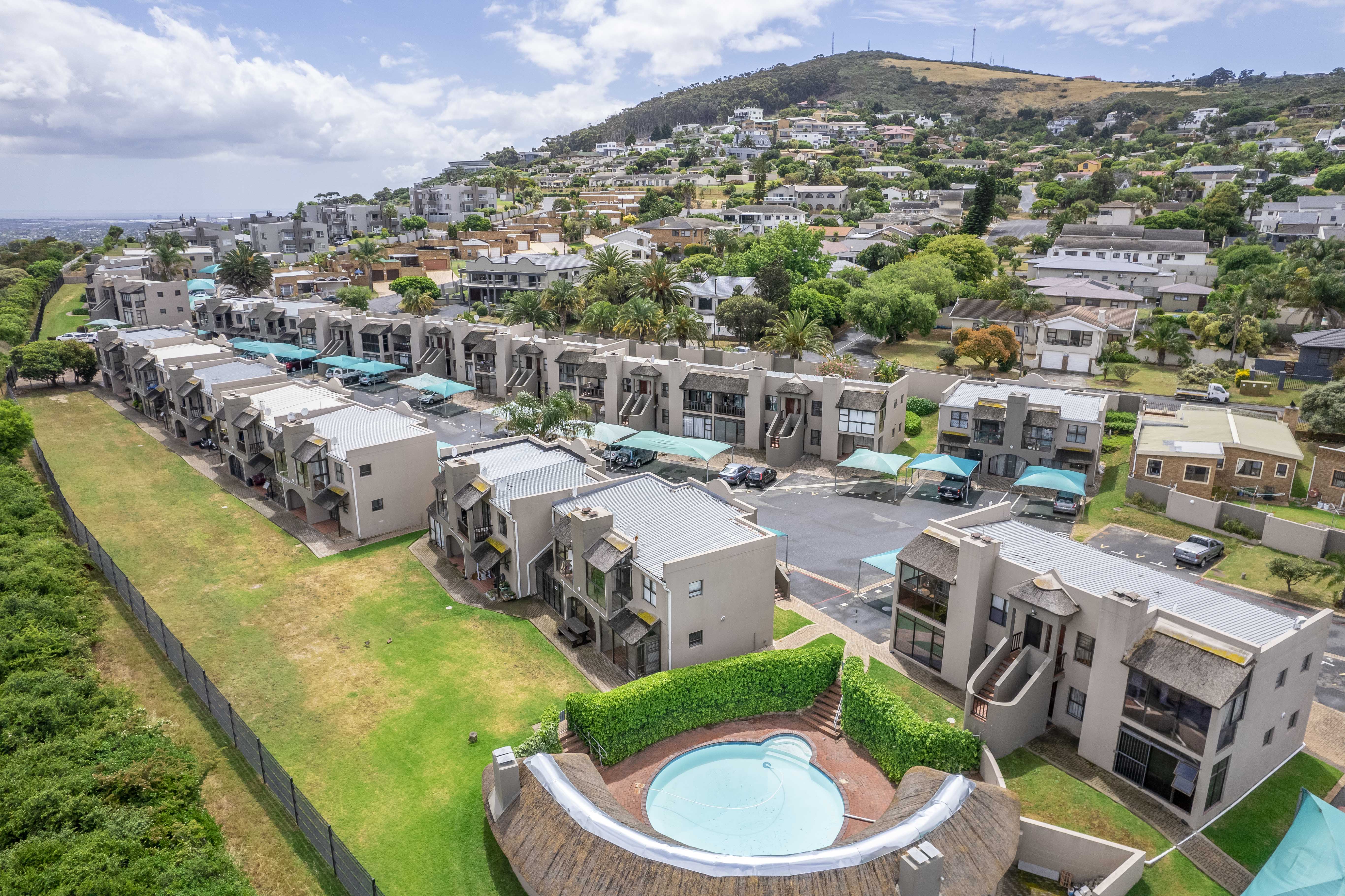 <!--[if BLOCK]><![endif]--> 1 Two Oceans Deodar street, Loevenstein, Bellville <!--[if ENDBLOCK]><![endif]-->