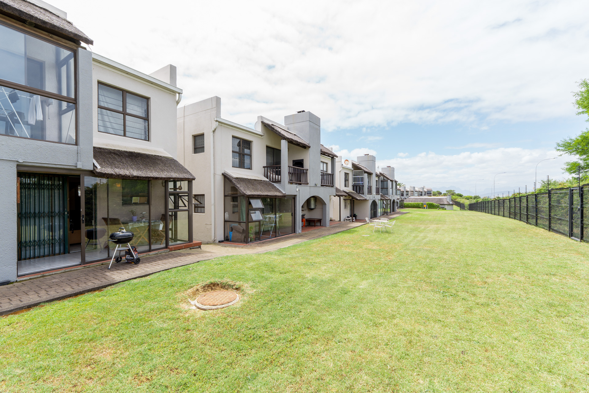 <!--[if BLOCK]><![endif]--> 114  Two Oceans 9 Agulhas st Parow, Plattekloof, Parow <!--[if ENDBLOCK]><![endif]-->