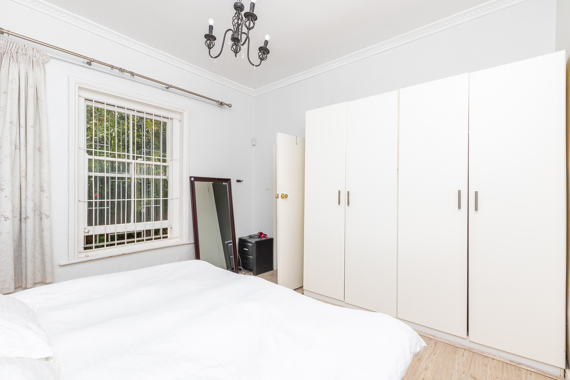 <!--[if BLOCK]><![endif]--> 3  Derby Road, Kenilworth Upper, Cape Town <!--[if ENDBLOCK]><![endif]-->