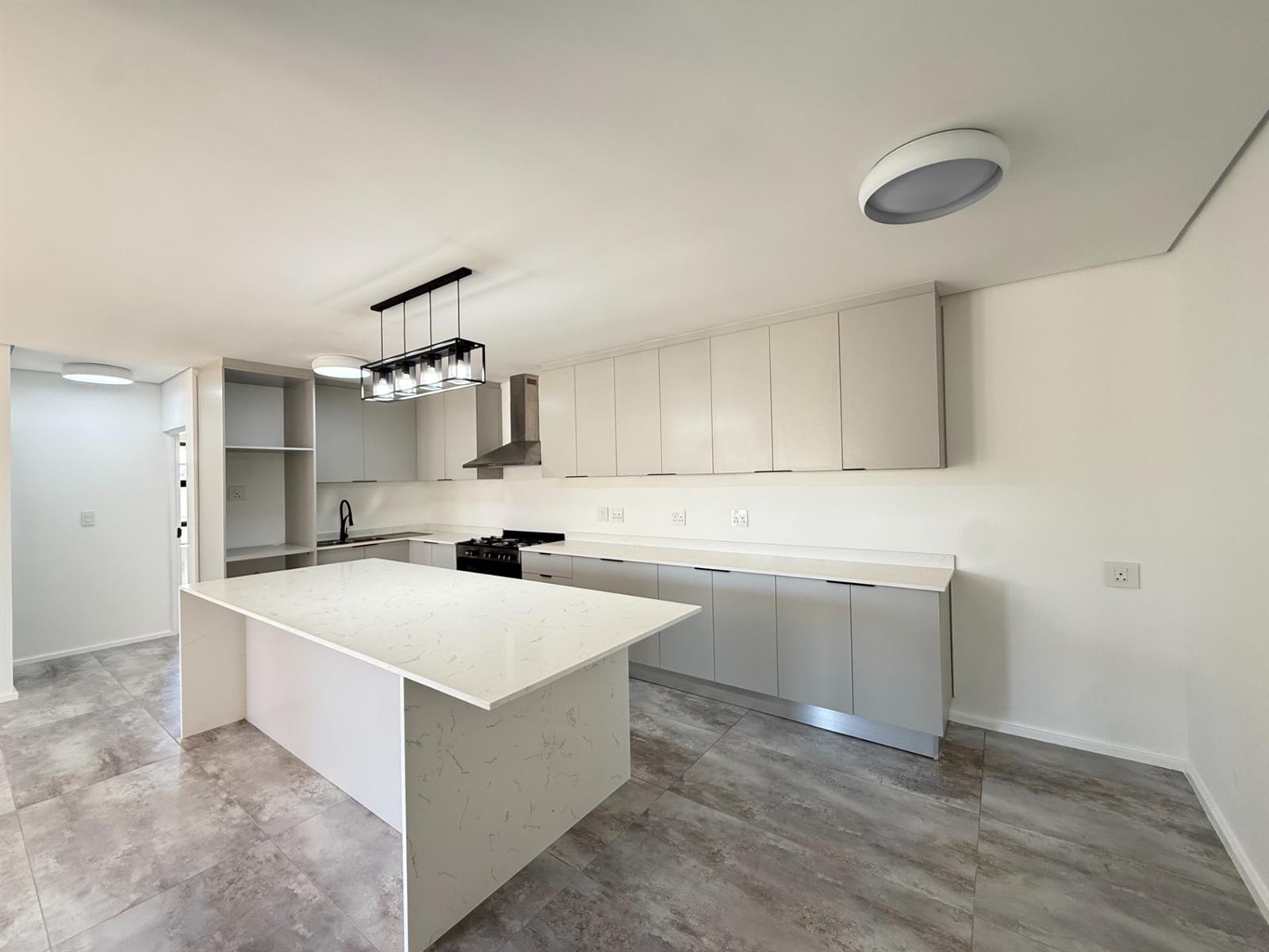 <!--[if BLOCK]><![endif]--> Unit 3 Silver Leaf Bentwood Close, Edgemead, Goodwood <!--[if ENDBLOCK]><![endif]-->