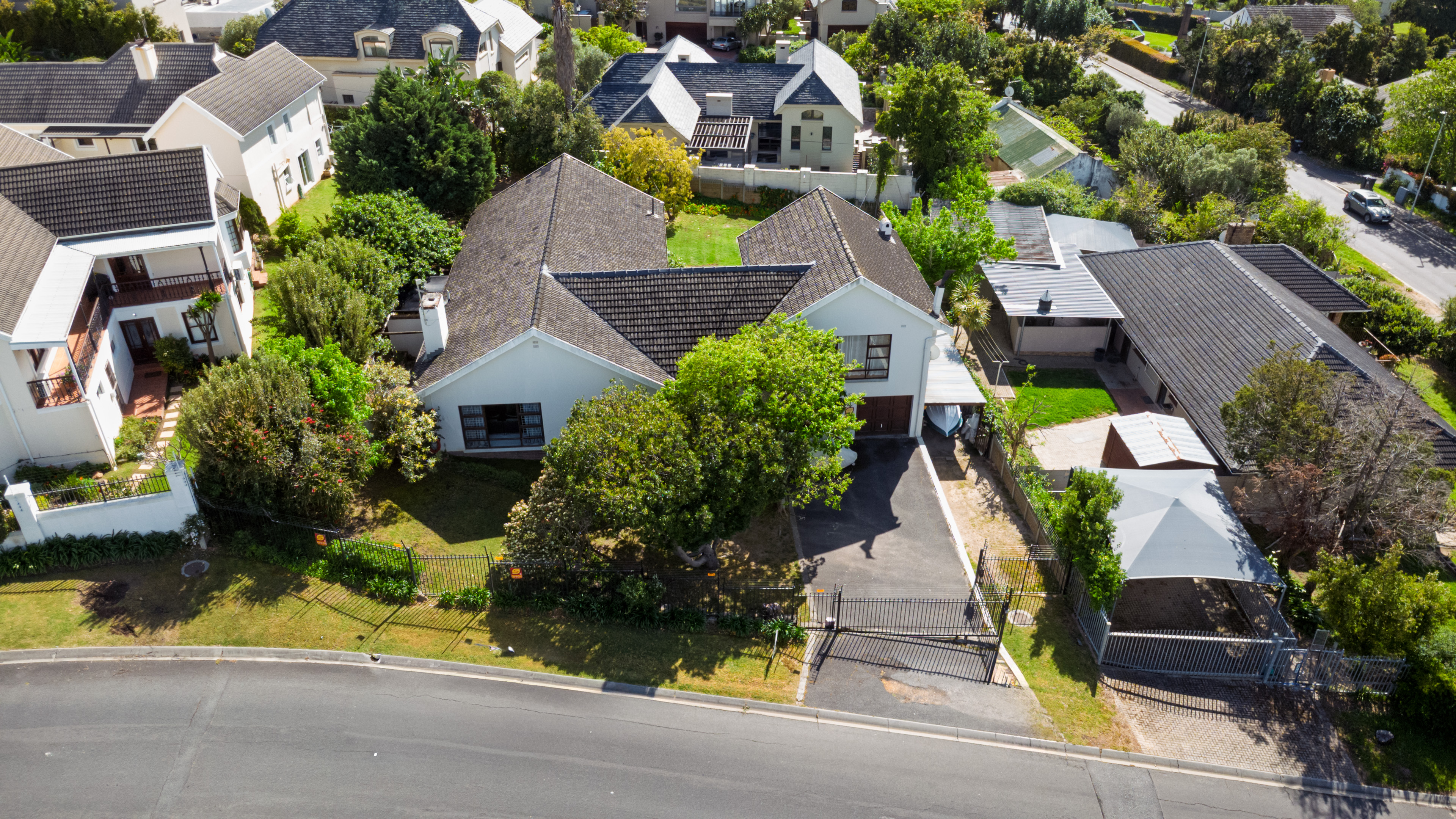 <!--[if BLOCK]><![endif]--> 4  Rue Normandie , Montclair, Somerset West <!--[if ENDBLOCK]><![endif]-->