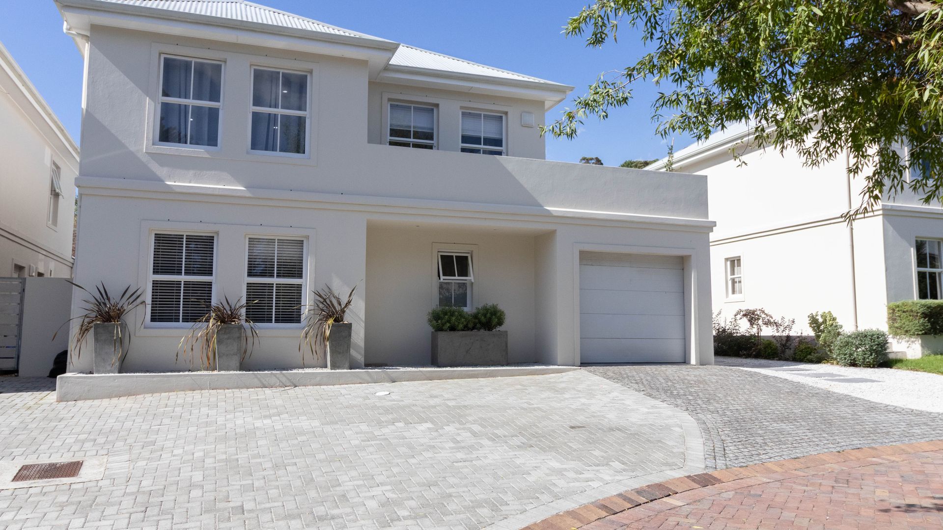  8  Ruby Rose Street, Hemel en Aarde, Hermanus 
