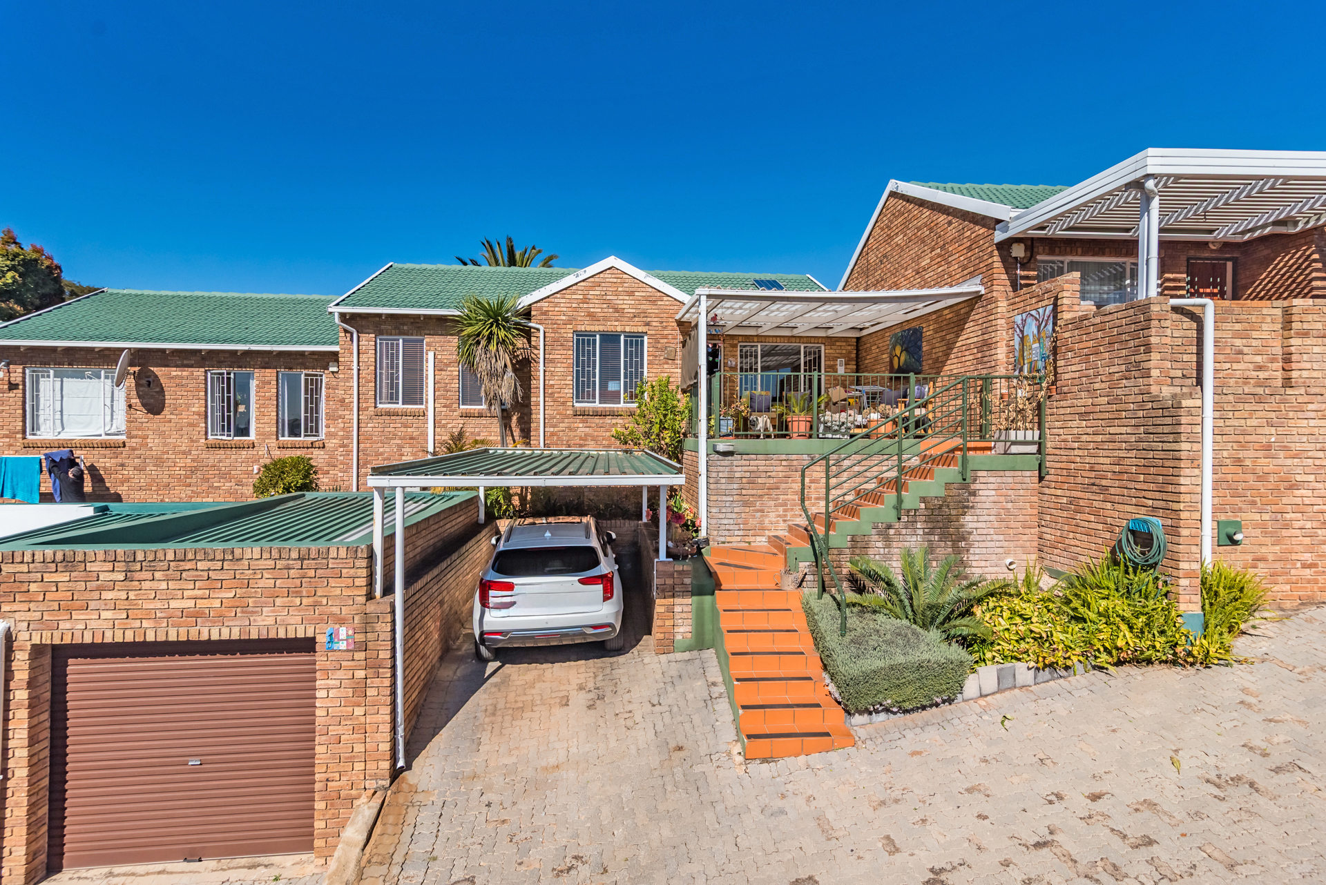 <!--[if BLOCK]><![endif]--> 17 Natures Own Dakota Ave, Helderkruin,  Roodepoort <!--[if ENDBLOCK]><![endif]-->