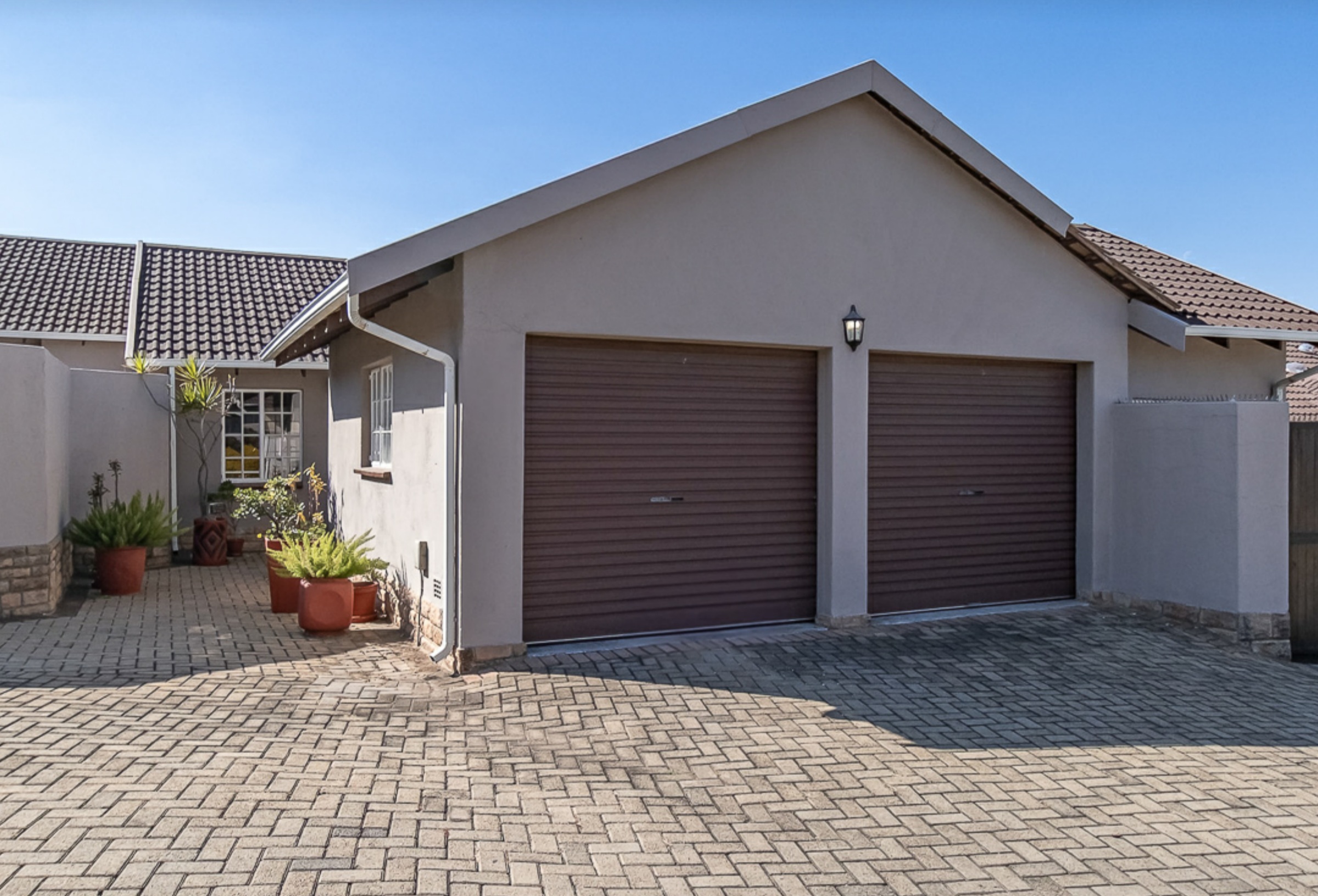  20 Brushwood Gardens Douglas Road, Sundowner,  Randburg 