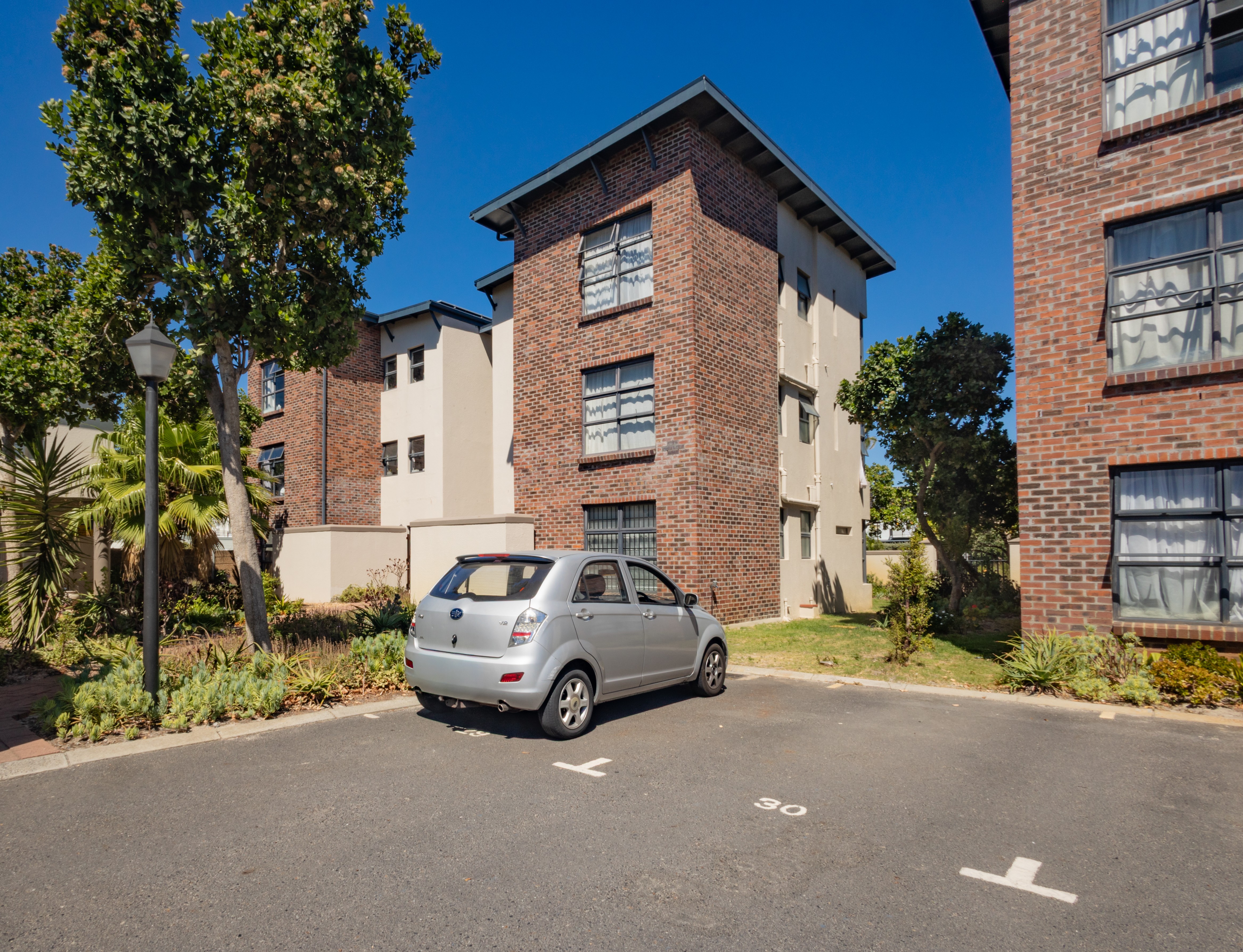 <!--[if BLOCK]><![endif]--> 30 Ascot Mews Grand National Boulevard, Royal Ascot, Milnerton <!--[if ENDBLOCK]><![endif]-->