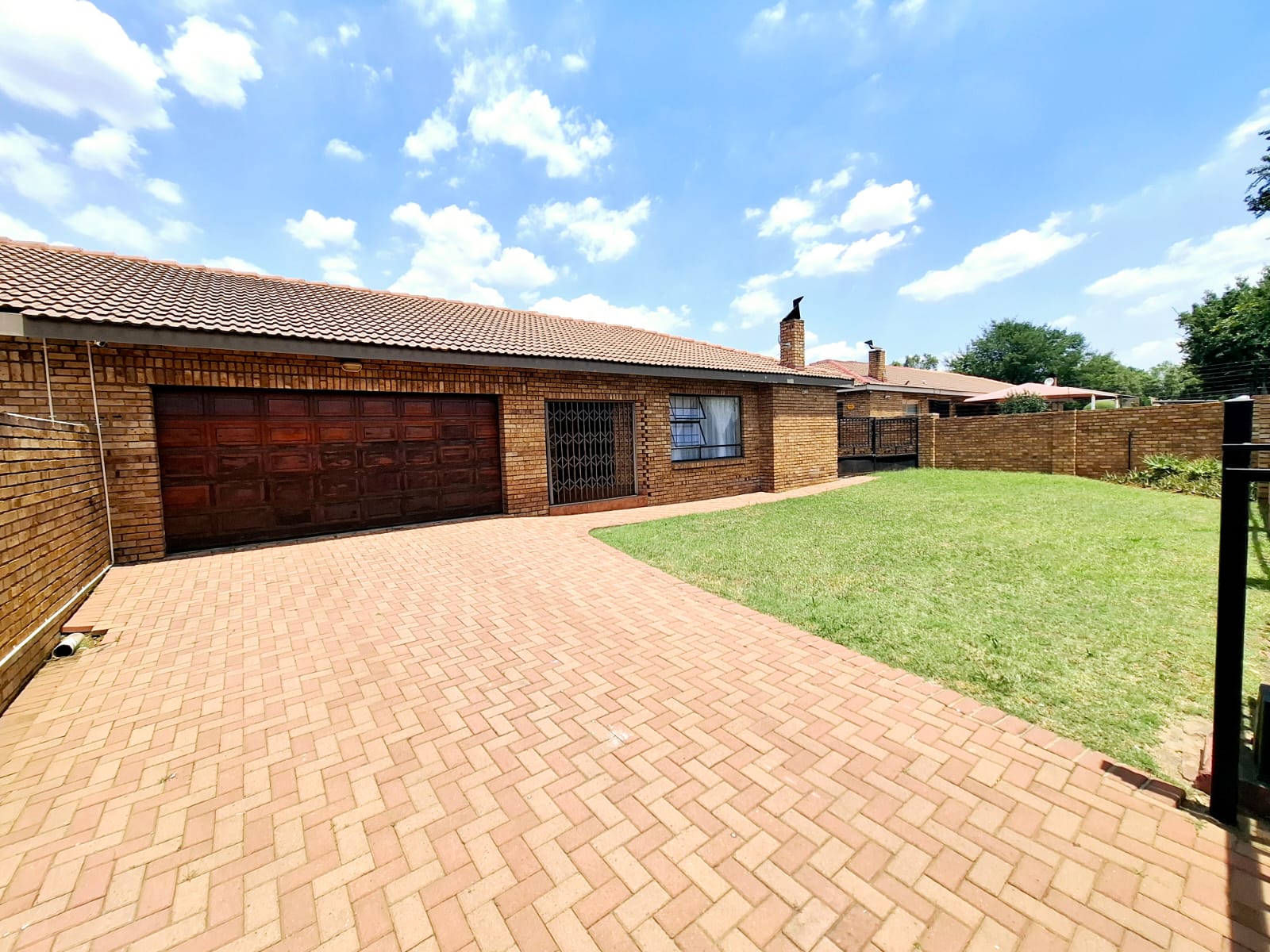 <!--[if BLOCK]><![endif]--> 42A Krugersig Soutpansberg, Aerorand South, Middelburg <!--[if ENDBLOCK]><![endif]-->