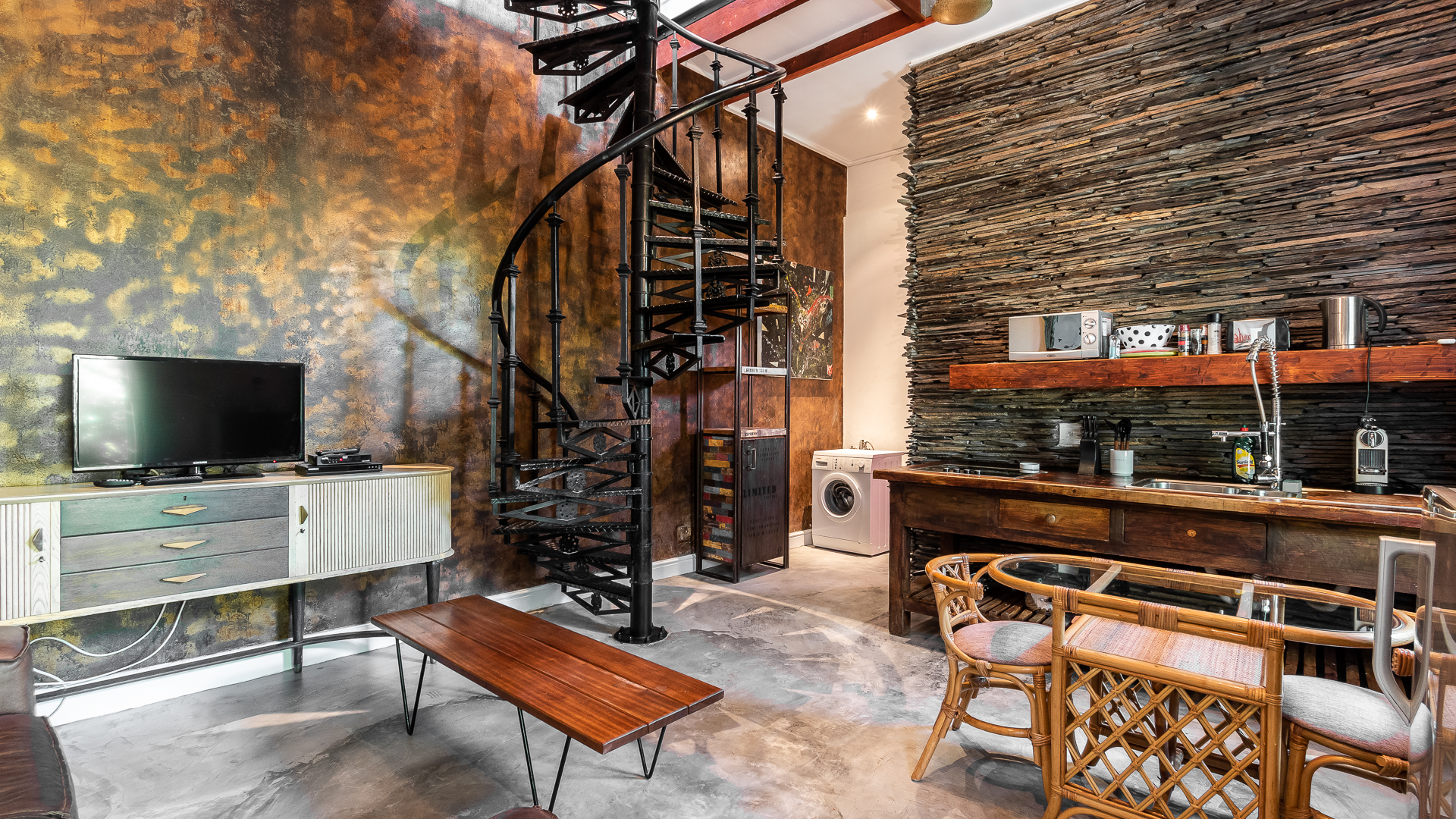 <!--[if BLOCK]><![endif]--> 207A  Longmarket Street, De Waterkant, Cape Town <!--[if ENDBLOCK]><![endif]-->
