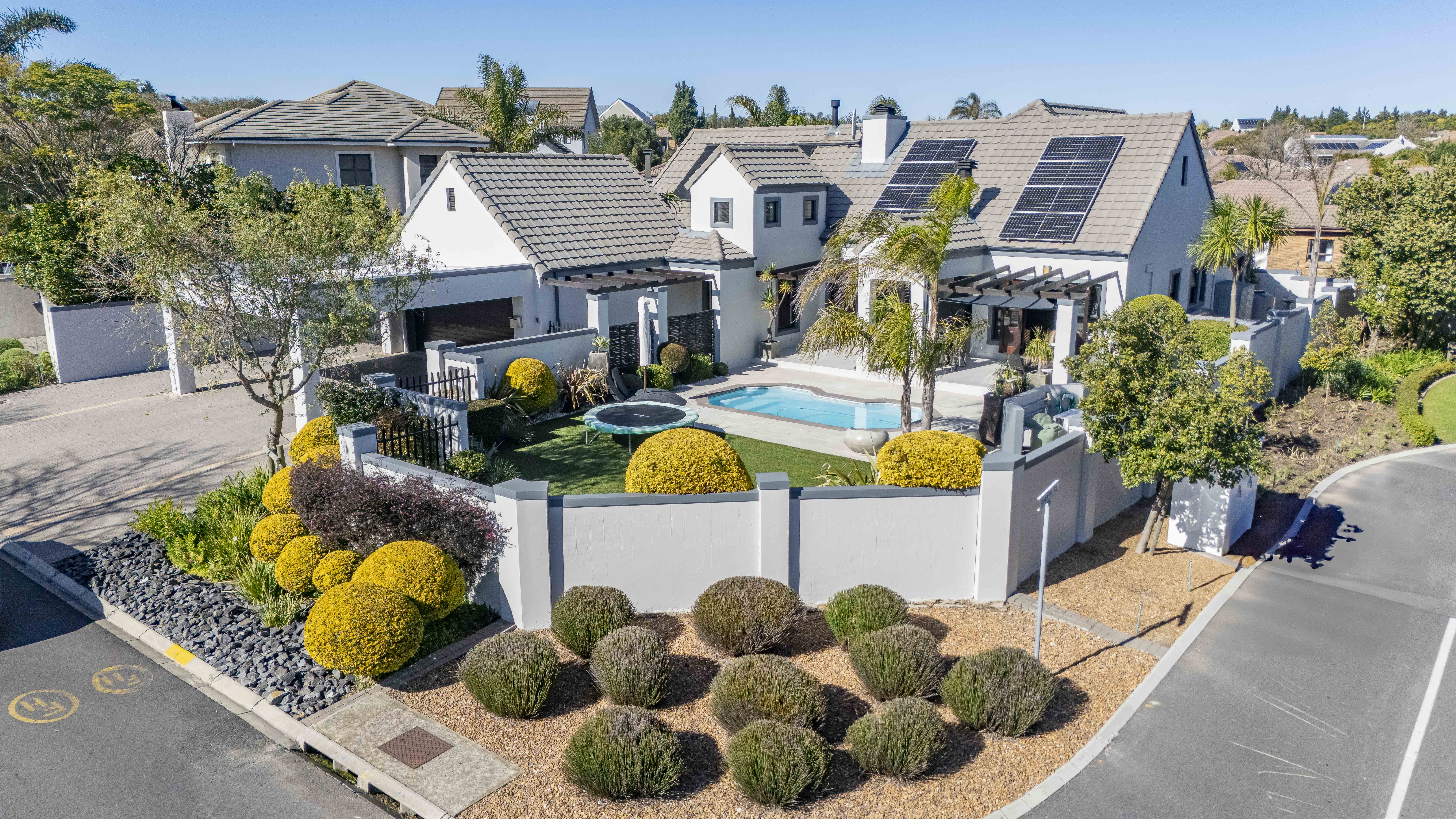 <!--[if BLOCK]><![endif]--> 4  Breërivier Street, Graanendal Estate, Durbanville <!--[if ENDBLOCK]><![endif]-->