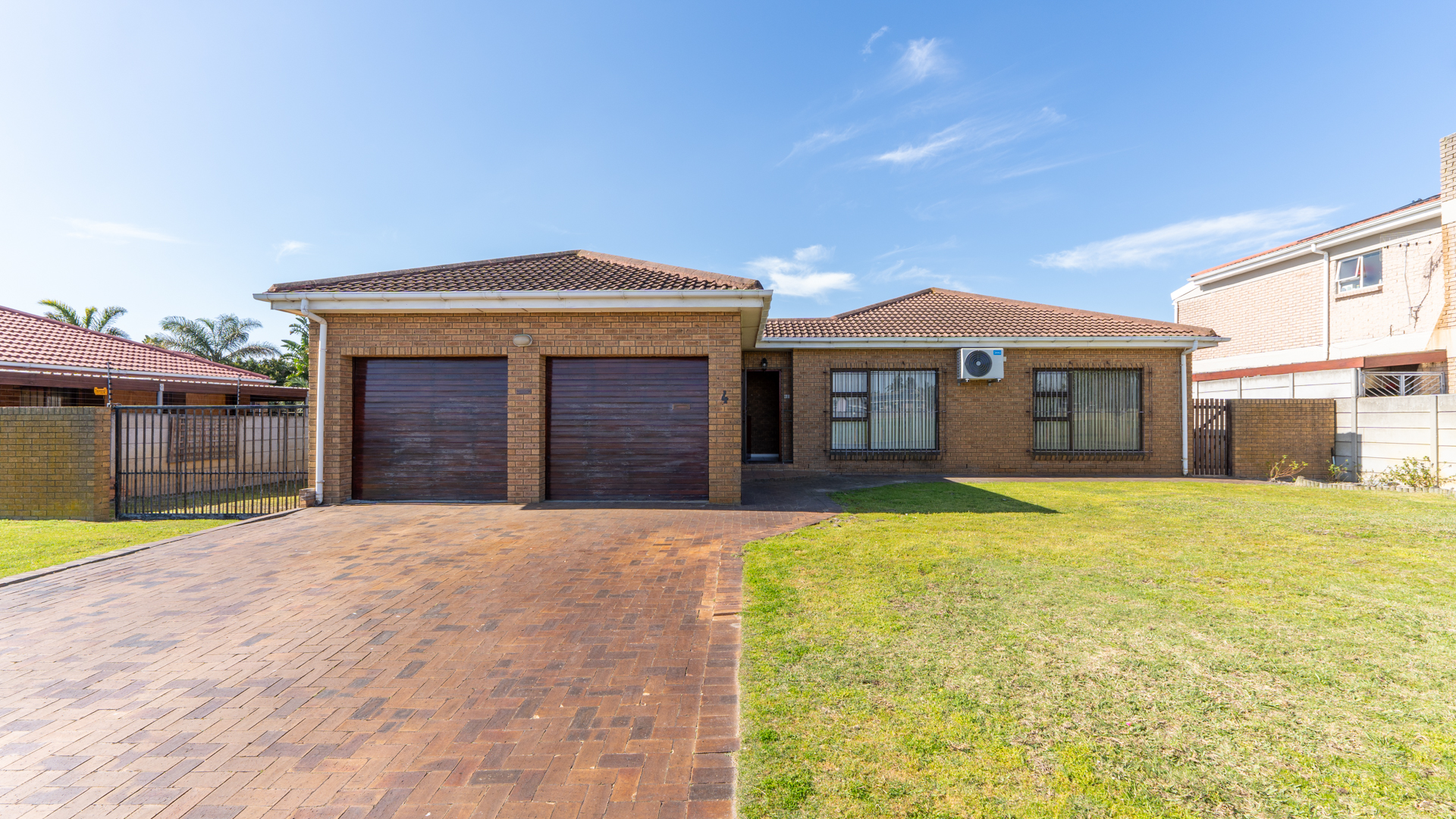  4  Stinkhout, Rouxville, Kuilsrivier 