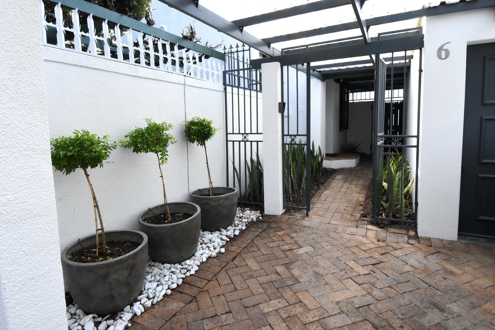 <!--[if BLOCK]><![endif]--> 6  Kelkiewyn Street, Onder Papegaaiberg, Stellenbosch <!--[if ENDBLOCK]><![endif]-->