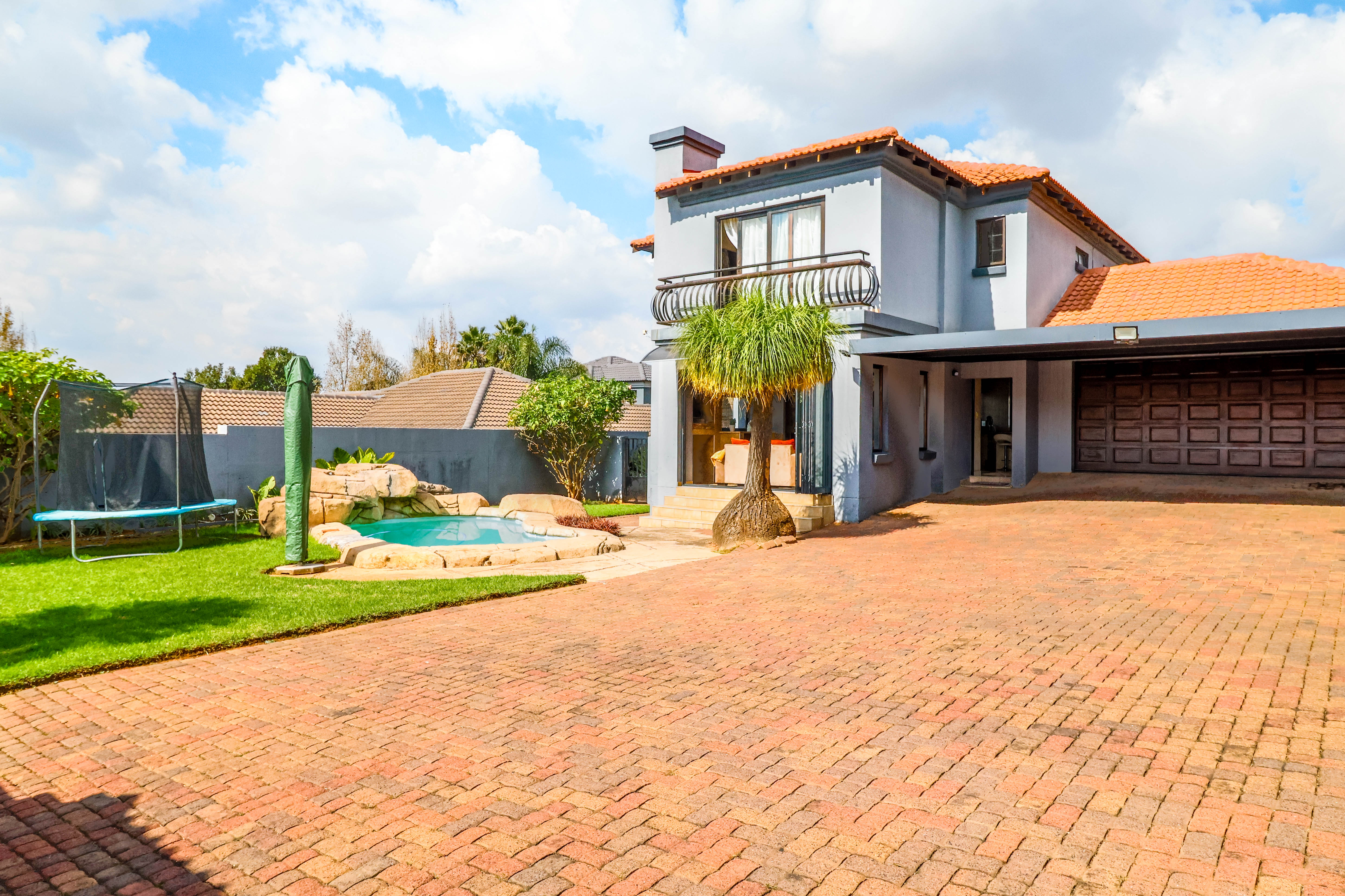 <!--[if BLOCK]><![endif]--> Property sold in Thatchfield <!--[if ENDBLOCK]><![endif]-->