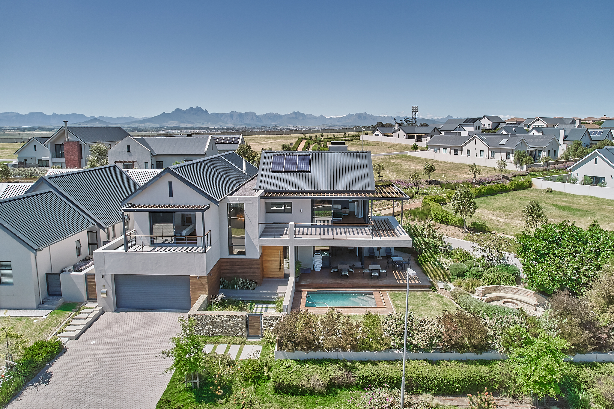 <!--[if BLOCK]><![endif]--> 8  Sandrivier Crescent, Graanendal Estate, Durbanville <!--[if ENDBLOCK]><![endif]-->