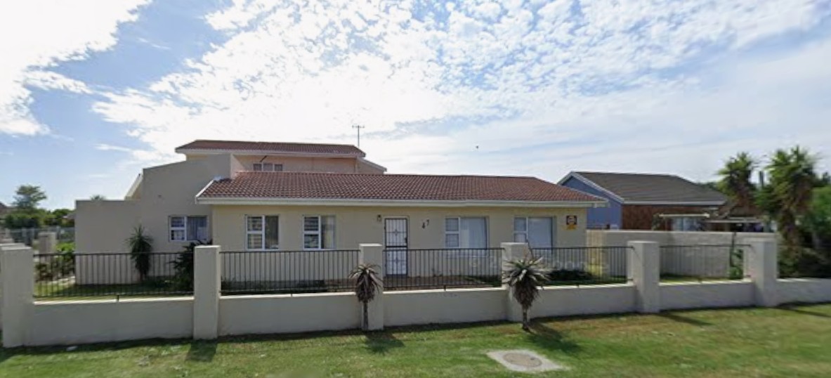  47  Olienhout, Onverwacht, Gordons Bay 