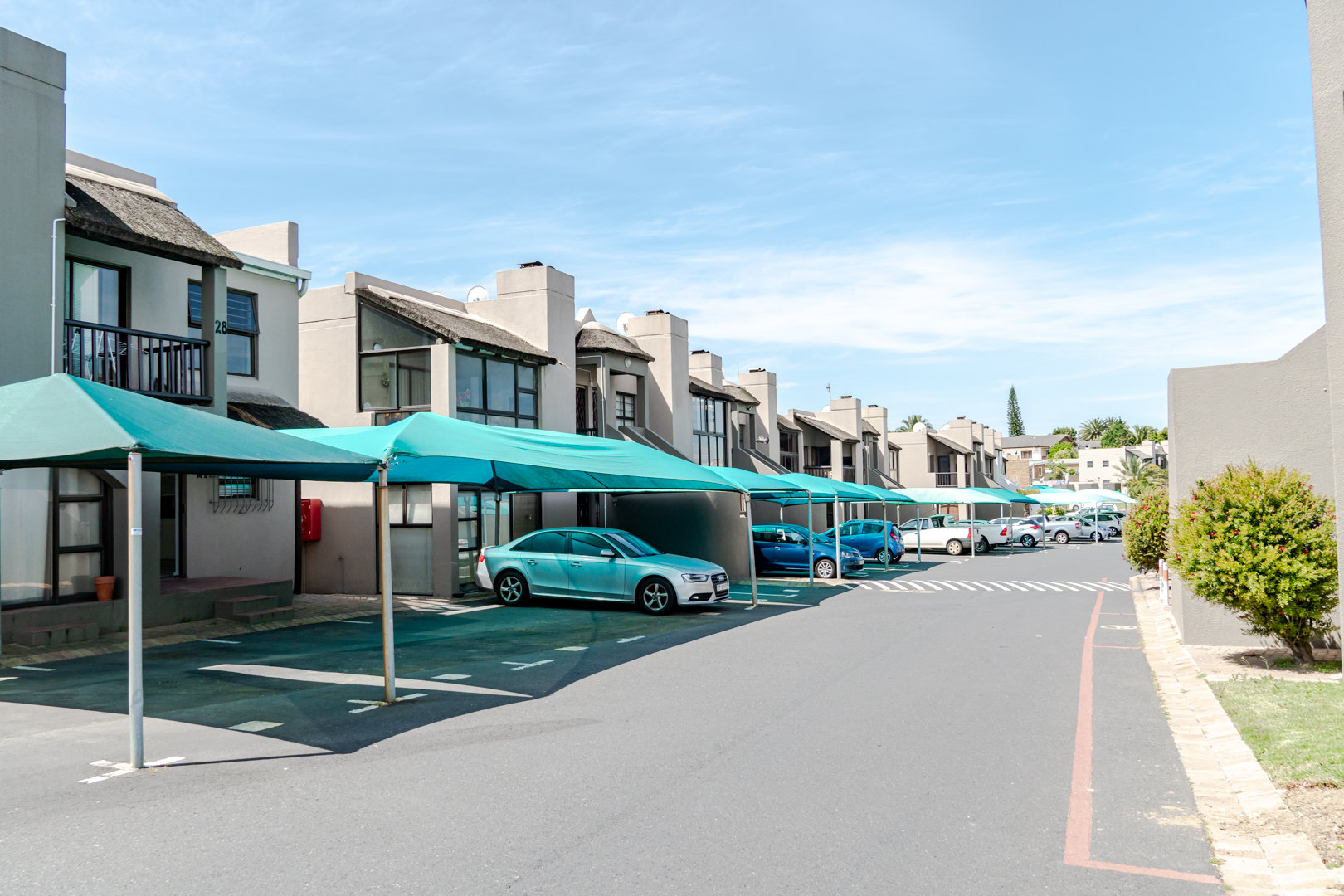 <!--[if BLOCK]><![endif]--> 44 Two Oceans Deodar street, Loevenstein, Bellville <!--[if ENDBLOCK]><![endif]-->