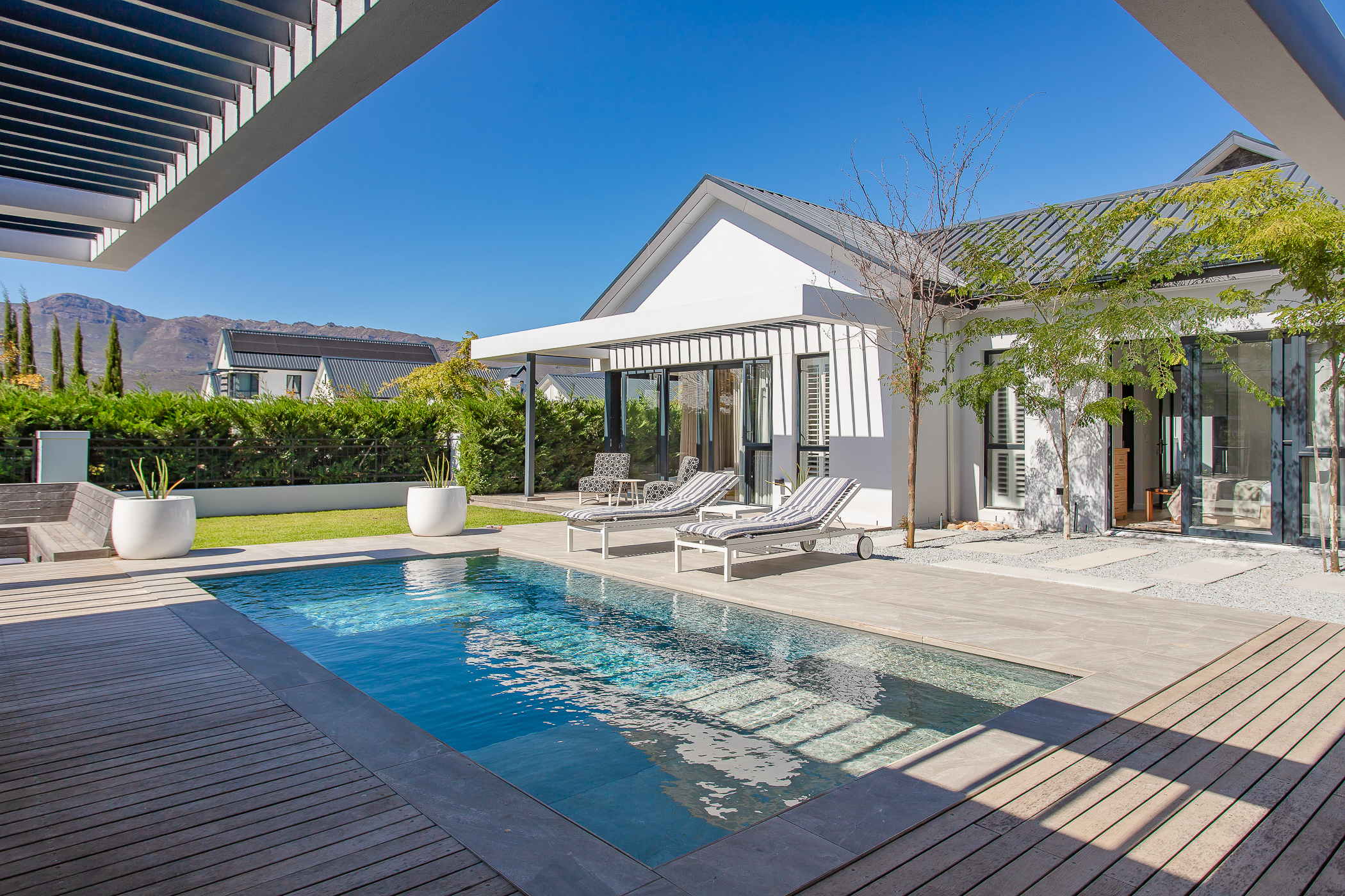 1242  Whitfield Grove, Val de Vie, Paarl