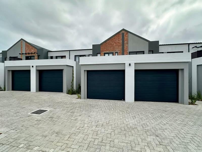 <!--[if BLOCK]><![endif]--> 20 Willow Lane Daniell Road, Tijgerhof, Milnerton <!--[if ENDBLOCK]><![endif]-->