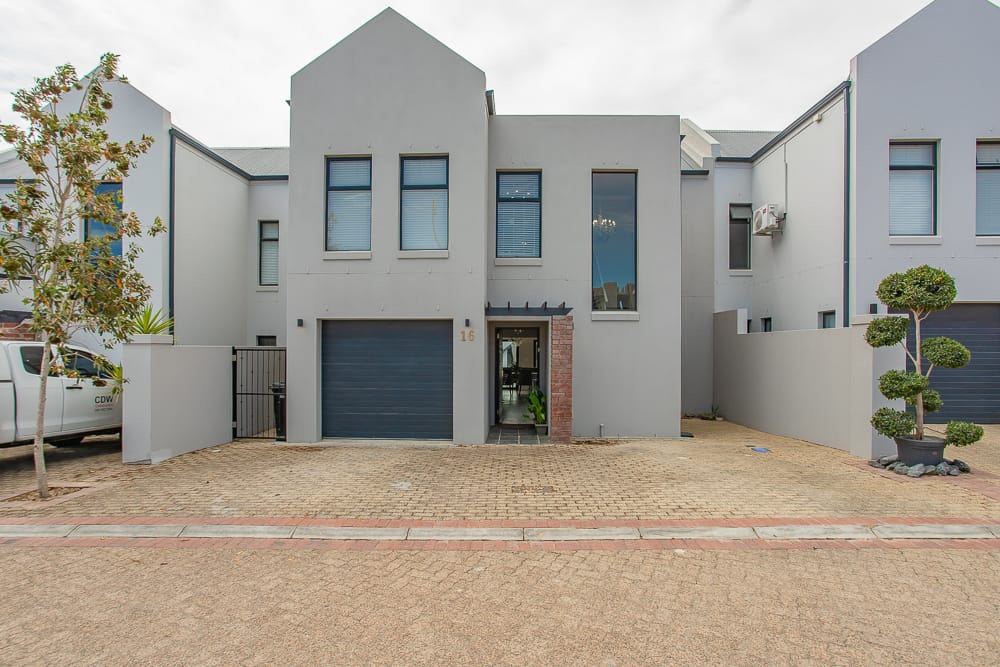 <!--[if BLOCK]><![endif]--> Property sold in Klein Parys <!--[if ENDBLOCK]><![endif]-->