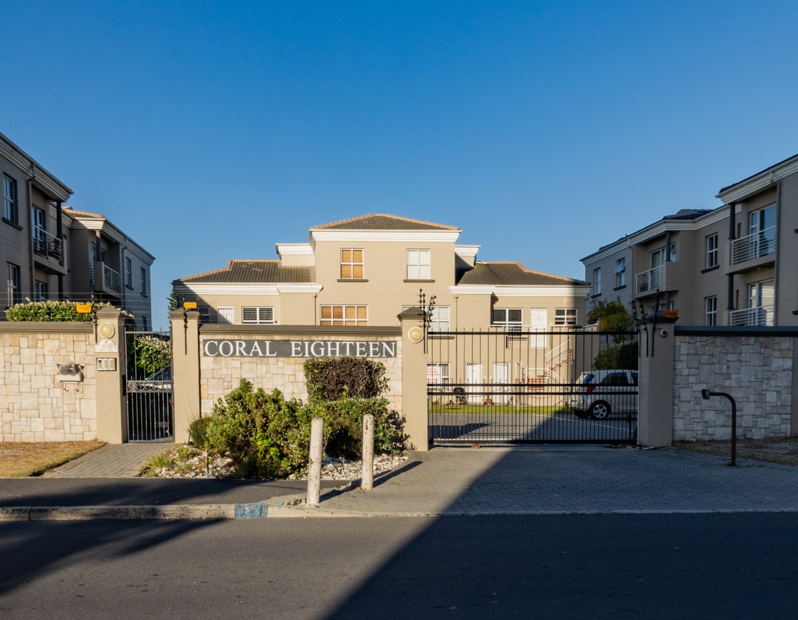 <!--[if BLOCK]><![endif]--> 2B Coral Eighteen Coral Road, Table View, Milnerton <!--[if ENDBLOCK]><![endif]-->