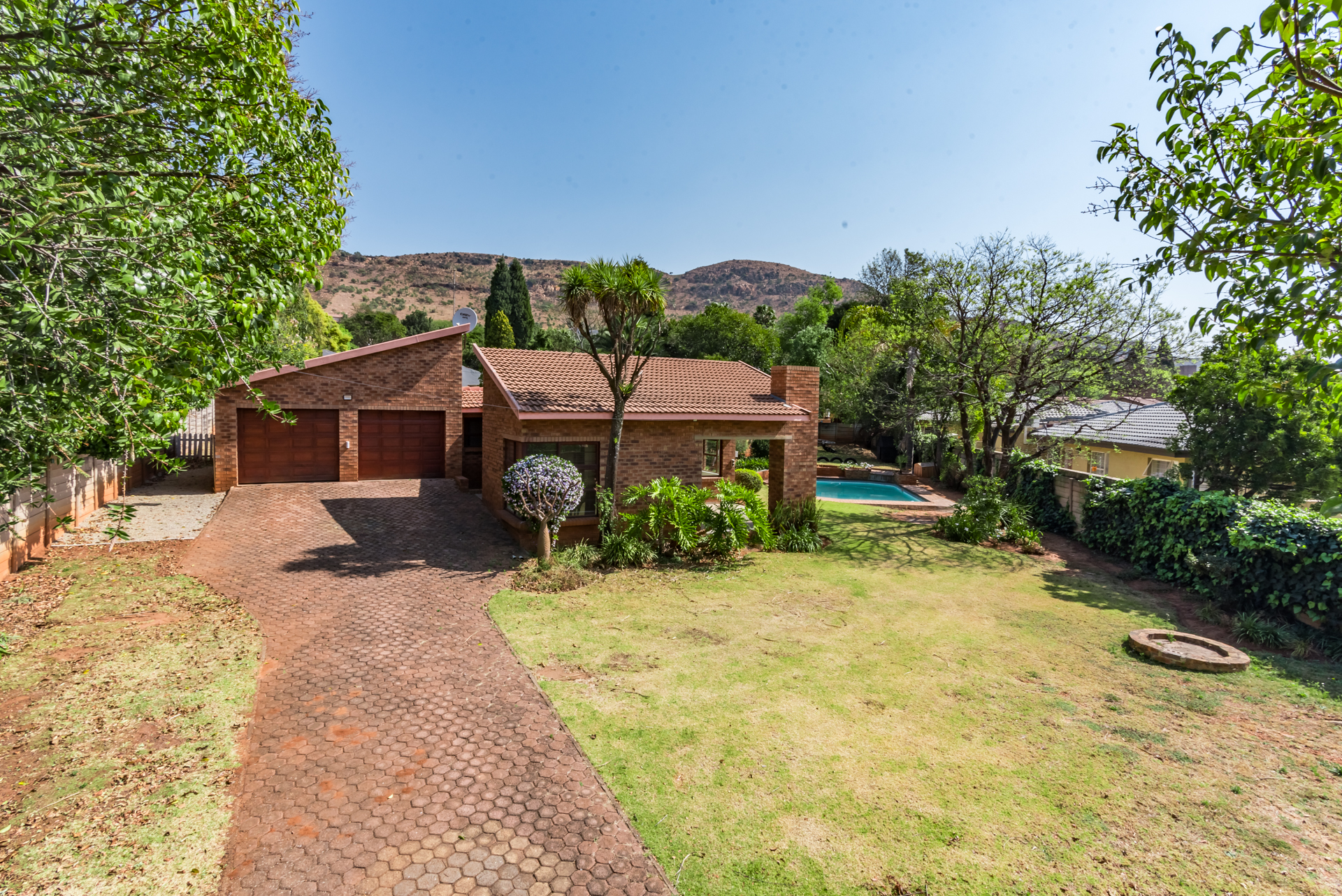 <!--[if BLOCK]><![endif]--> 806  Inanda, Little Falls,  Roodepoort <!--[if ENDBLOCK]><![endif]-->