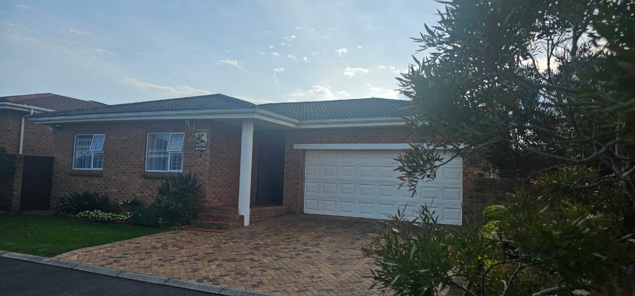  7   CHARLESVILLE, D'urbanvale, Durbanville 